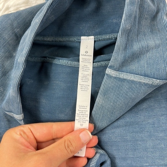 🔥$SALE$🔥 Lululemon Wunder Under HR Snow Washed Ribbed 28" Washed Night Diver - Picture 3 of 5